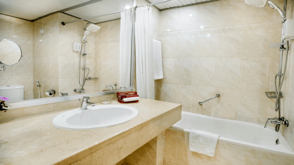 الفندق بيراميزا إيزيس الأقصر - الأقصر